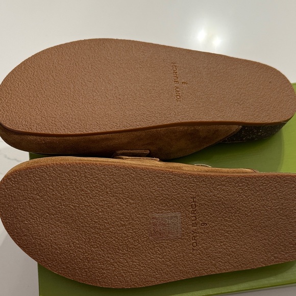 Tory Burch Brown Suede Everly cork mules with Gold Logo new in box size 9 - Picture 4 of 4